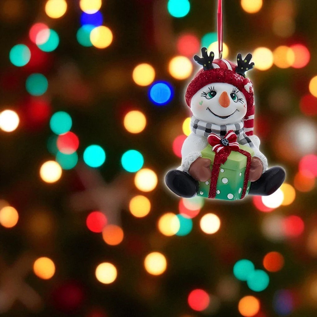 Kurt Adler Snowman With Gift Ornament - Image 2