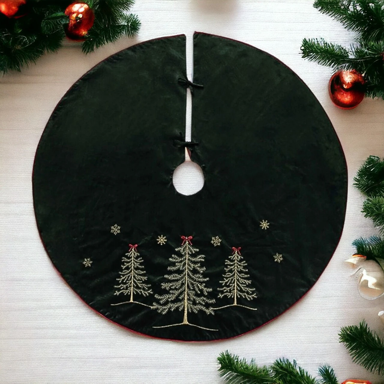 Christmas Tree Forest Tree Skirt - Image 2